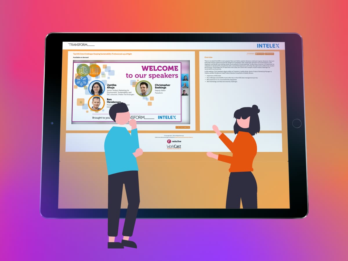 Marketers Marketing with an iPad