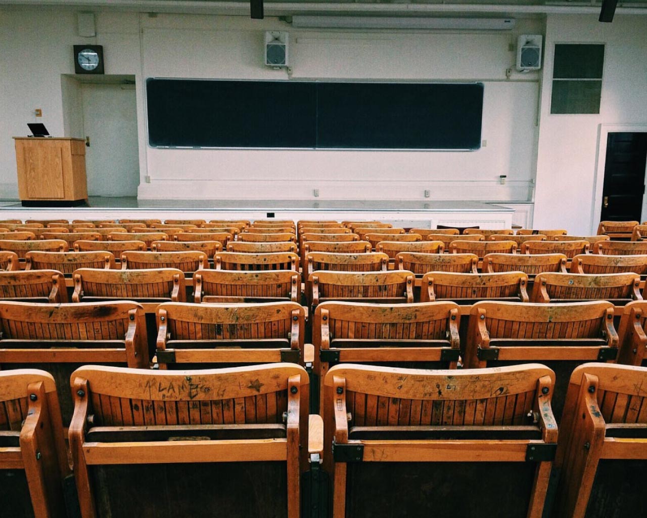 Empty lecture hall featured image